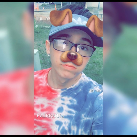 Meet your Posher, Dillon - Picture 3 of 4